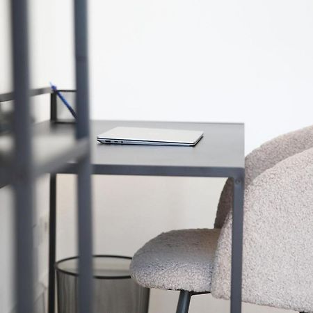 Palais Passy~Design Suite Mit Ausblick Im Zentrum Wiesbaden Ngoại thất bức ảnh