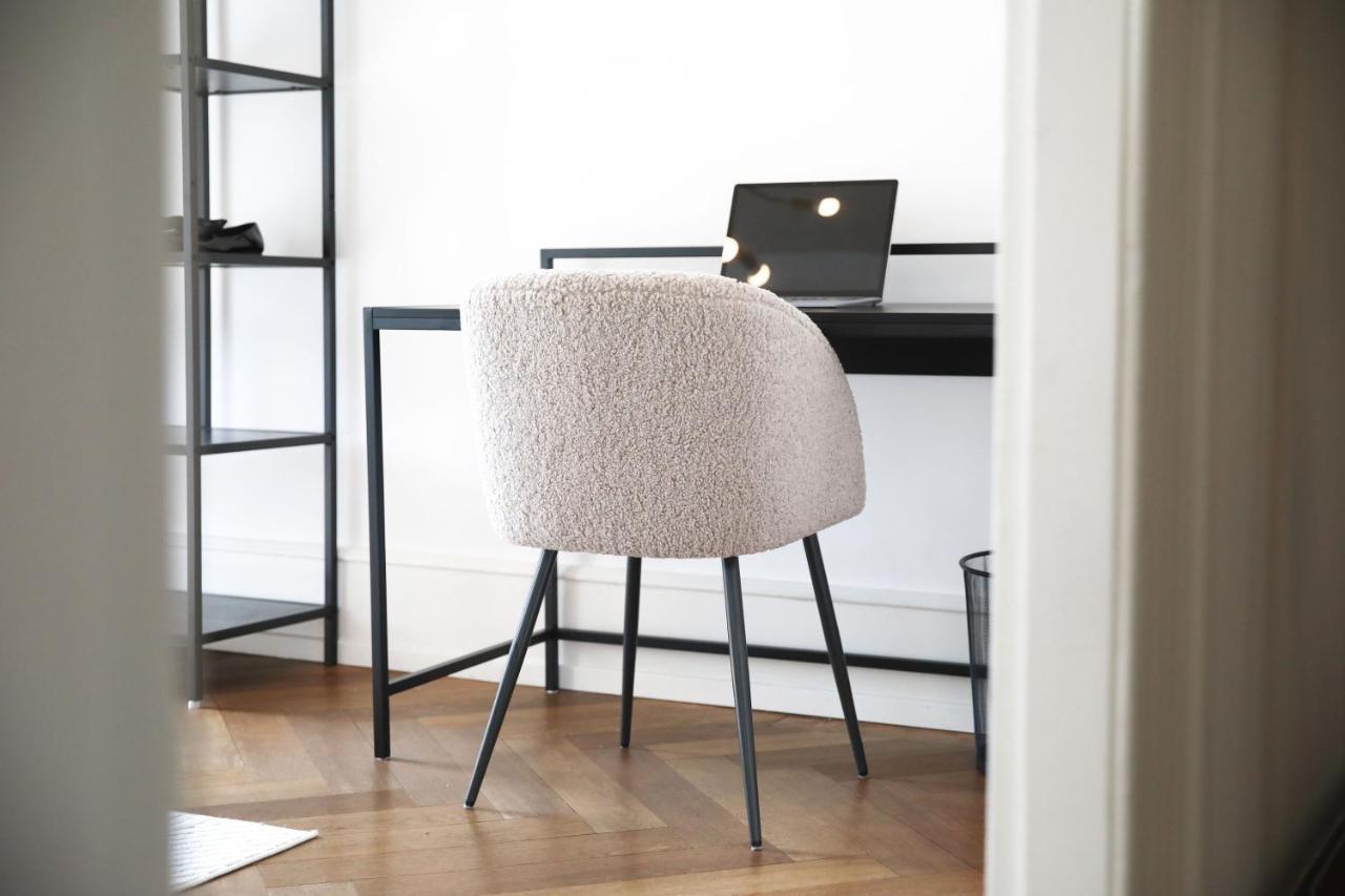 Palais Passy~Design Suite Mit Ausblick Im Zentrum Wiesbaden Ngoại thất bức ảnh