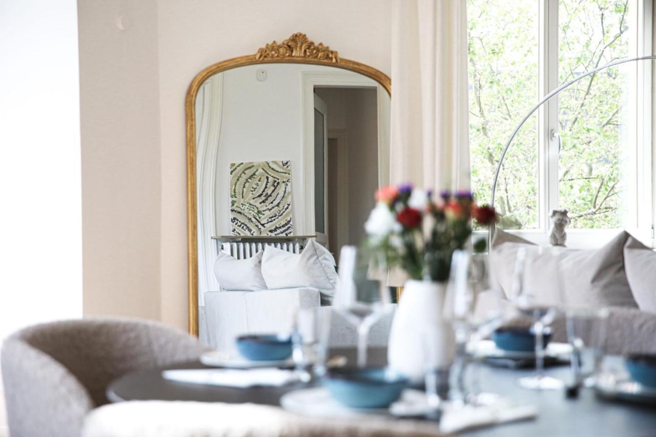 Palais Passy~Design Suite Mit Ausblick Im Zentrum Wiesbaden Ngoại thất bức ảnh