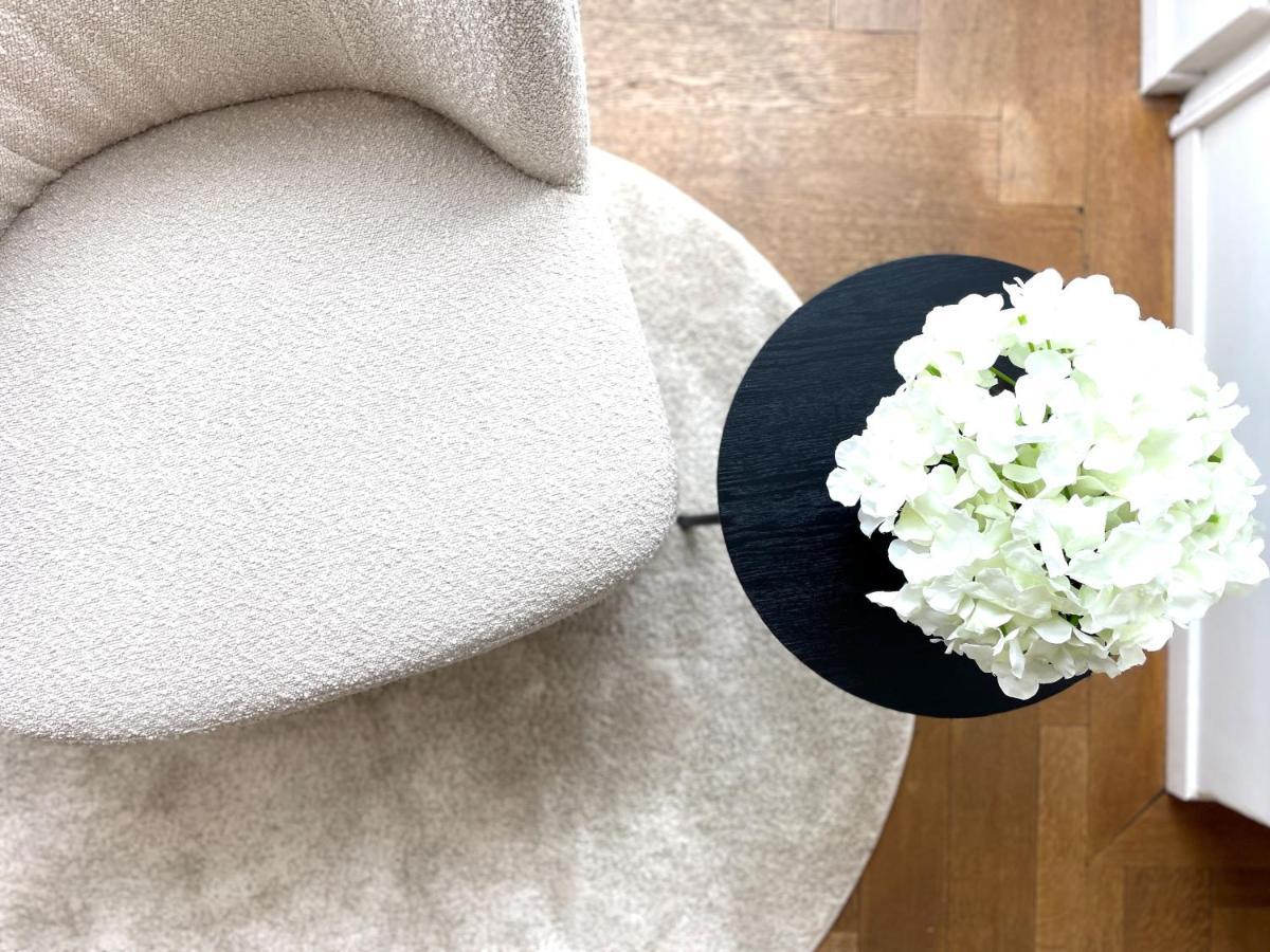 Palais Passy~Design Suite Mit Ausblick Im Zentrum Wiesbaden Ngoại thất bức ảnh