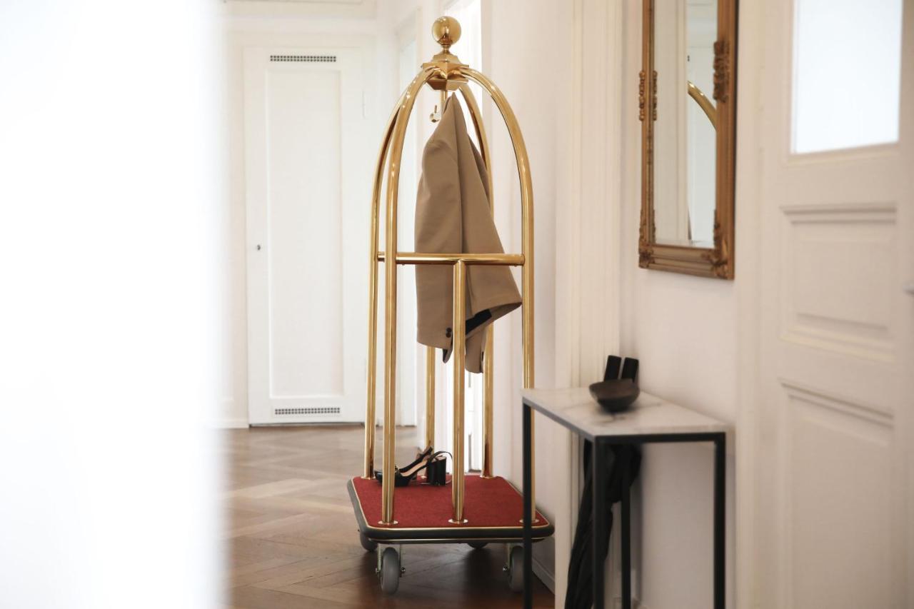 Palais Passy~Design Suite Mit Ausblick Im Zentrum Wiesbaden Ngoại thất bức ảnh